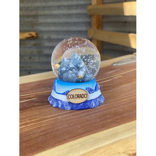 Colorado Moutain Snowglobe Thumbnail